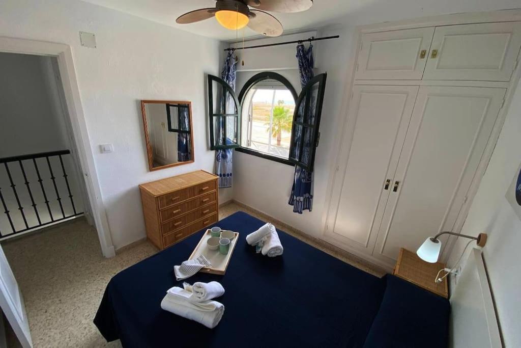 Duplex Amalia, 1ª Linea De Playa Holiday home *