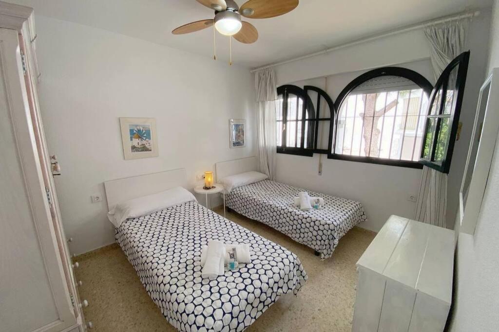 Holiday home Duplex Amalia, 1ª Linea De Playa Sanlucar de Barrameda